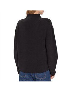 TOMMY MOCKNECK BADGE WHT 2