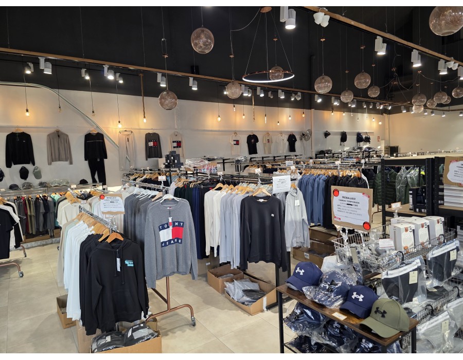 Outletmor — Badalona